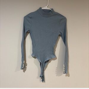 SHEIN Baby Blue Ribbed Mock Neck Bodysuit w/ Pearl Cuffs S